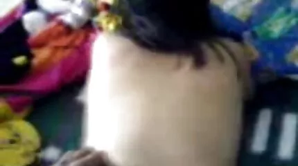 गोरी महिला ने नौकर को फुल एचडी बीएफ सेक्सी मूवी बांध दिया और लड़के के जननांगों से खेलना शुरू कर दिया